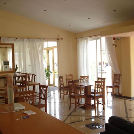 Cybele Guest Accommodation アテネ エクステリア 写真